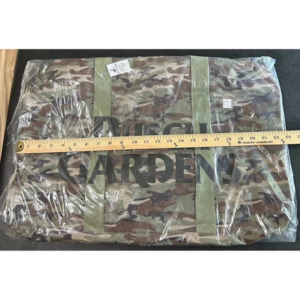 Busch‎ Gardens Duffle Bag Green Retro Camo SeaWorld Souvenir Travel SEALED NEW
